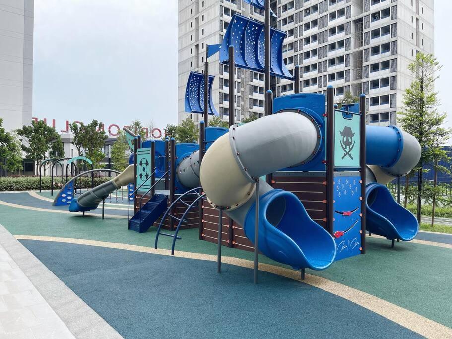 Horizon Suite Homestay, Klia By S&T Homez Сепанг Екстериор снимка