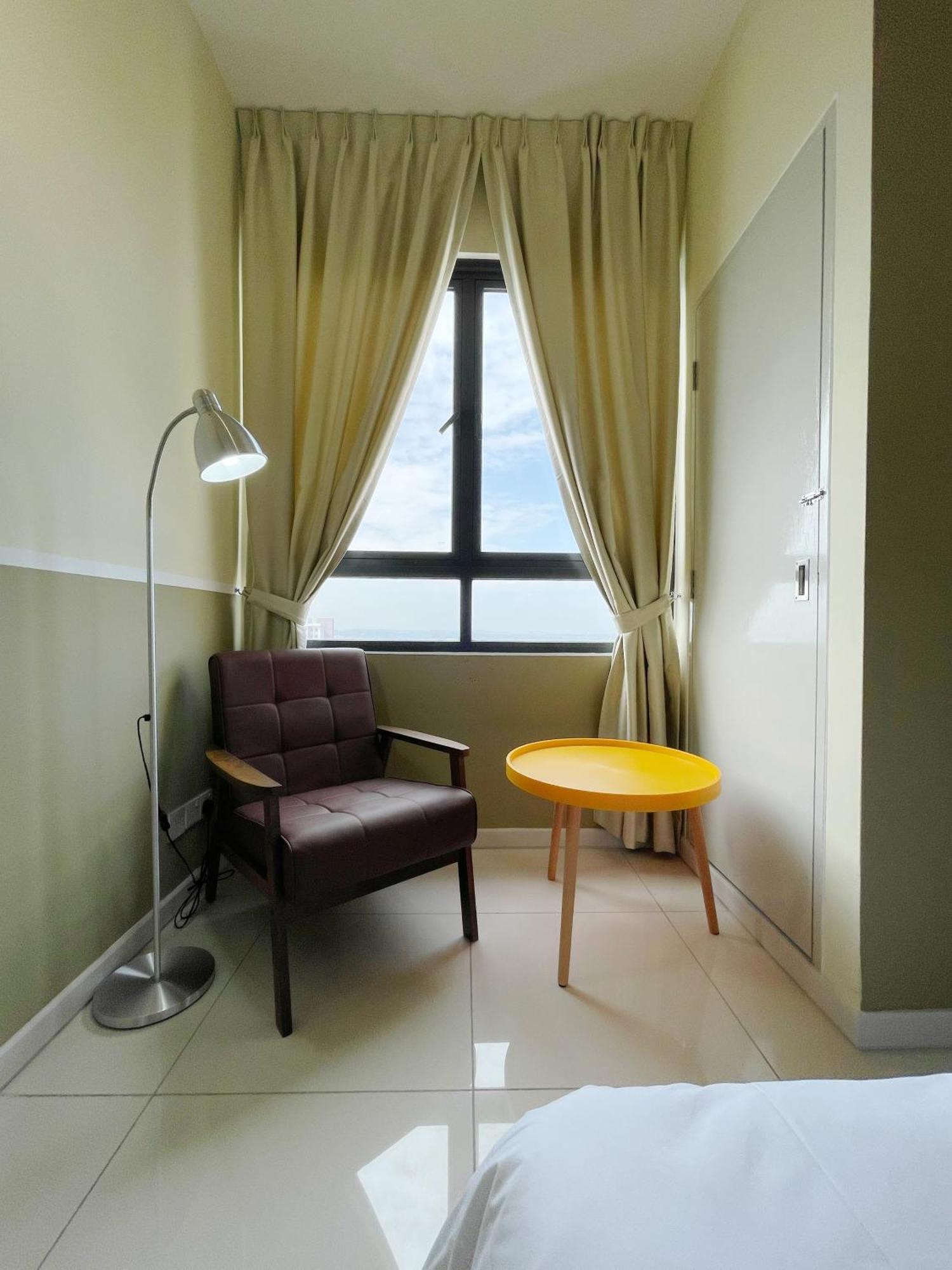 Horizon Suite Homestay, Klia By S&T Homez Сепанг Екстериор снимка