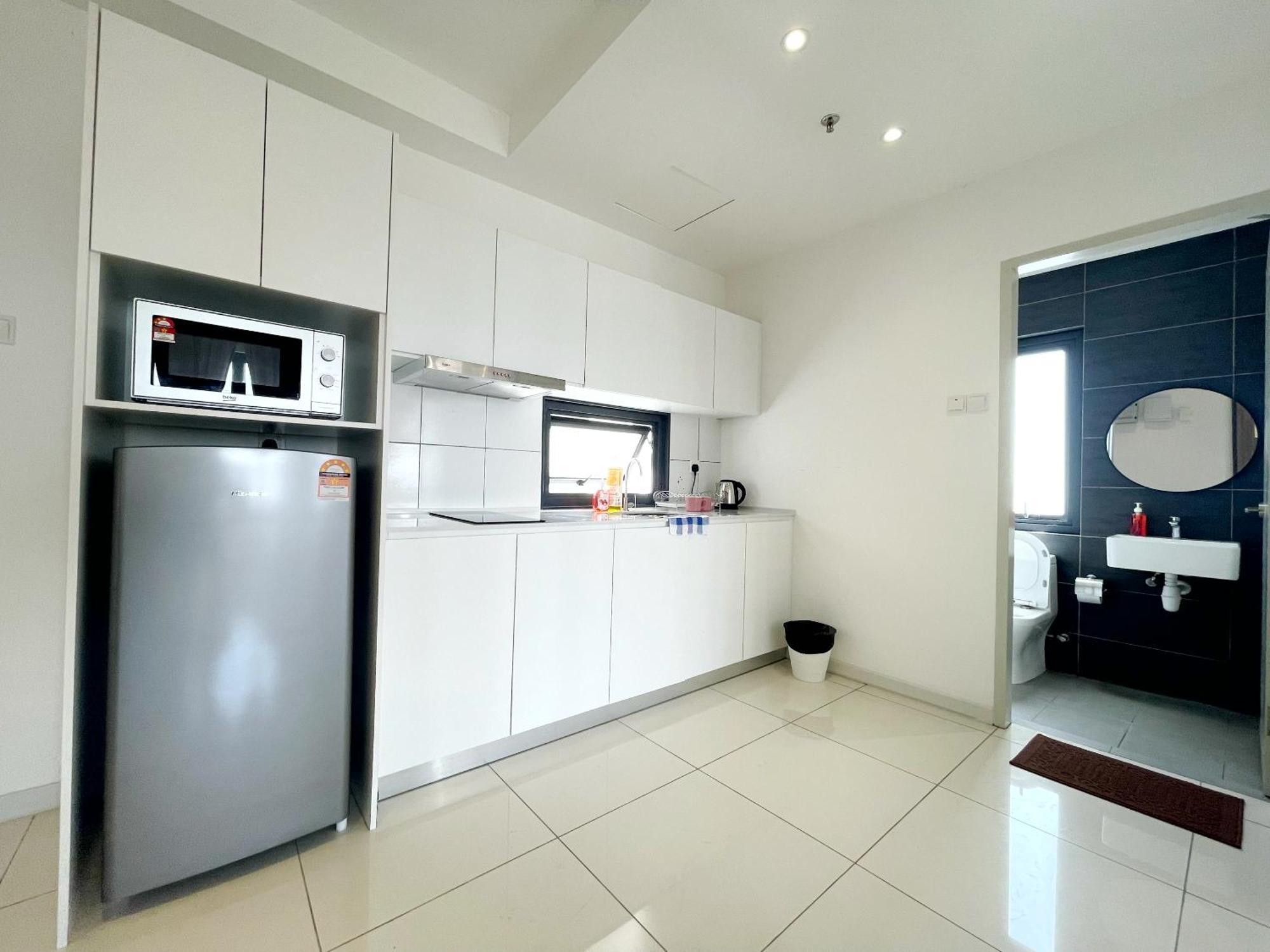 Horizon Suite Homestay, Klia By S&T Homez Сепанг Екстериор снимка